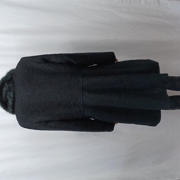 City Chic Winter Rose Faux Faur-Collar Coat - Picture 8 of 13